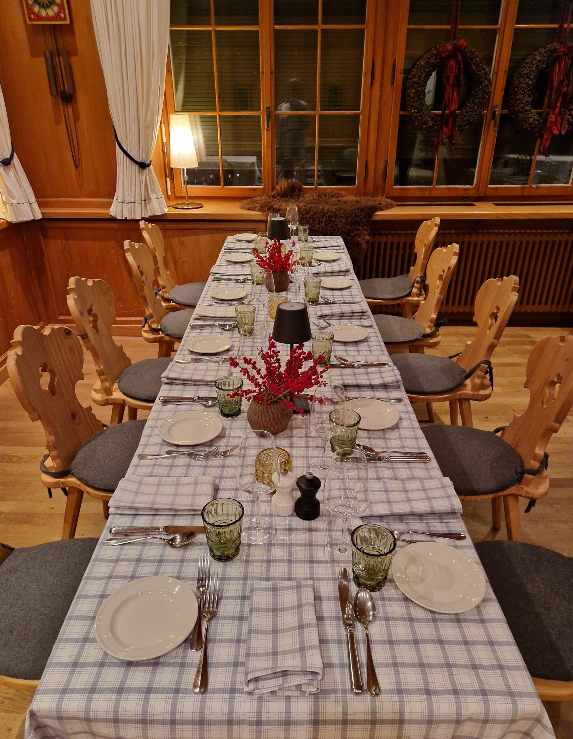 A traditional Omani meal served on a large table, showcasing hospitality, etiquette, and Omani culture