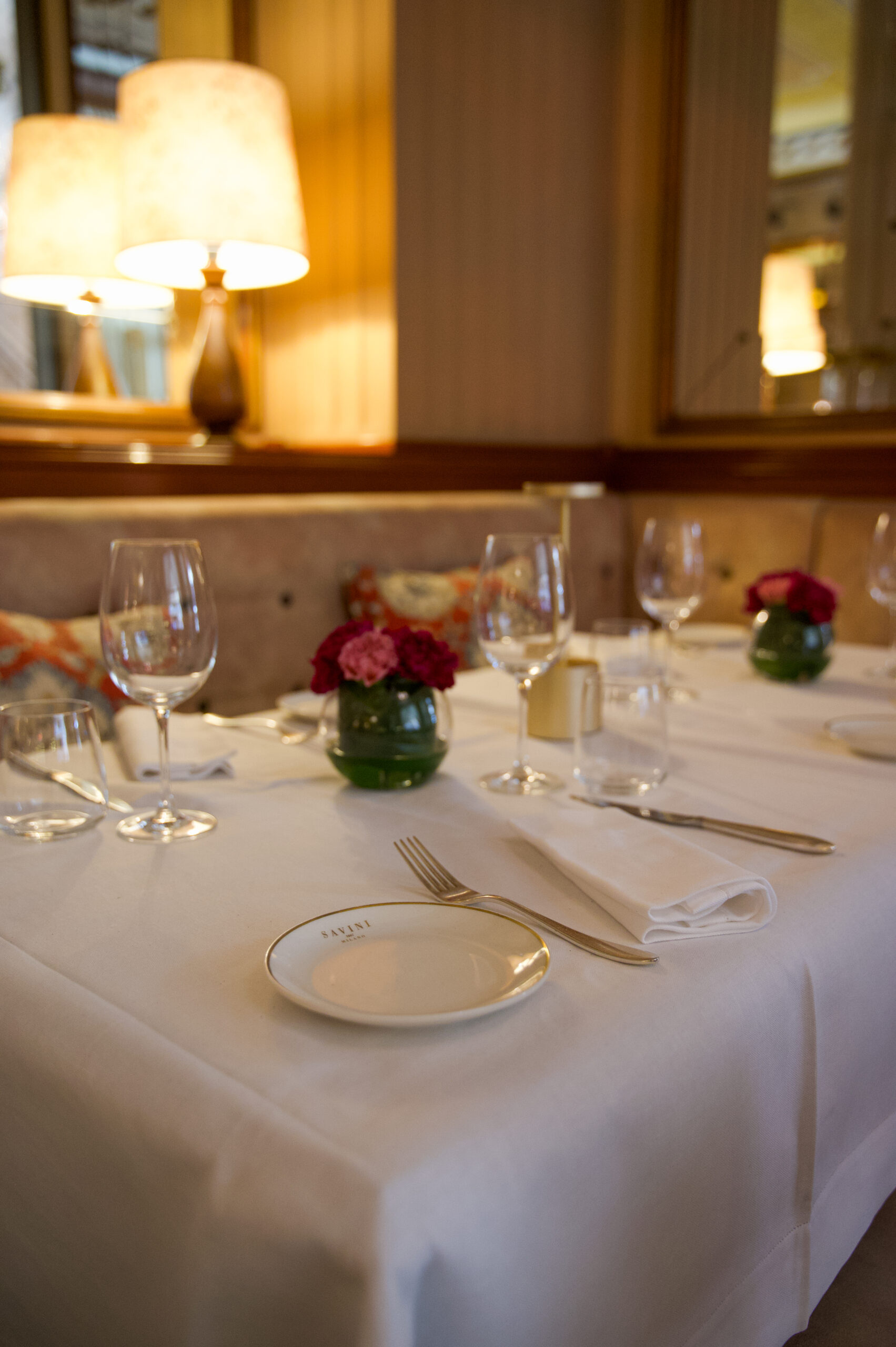 A traditional Omani meal served on a large table, showcasing hospitality, etiquette, and Omani culture